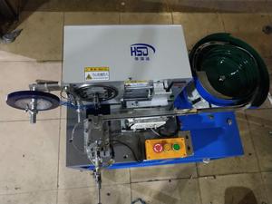 全自動(dòng)蘋(píng)果USB充電器頭包貼膜機(jī)廠家